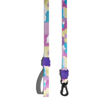 Cargar imagen en el visor de la galería, "Correa para perros Zee.Dog Candy talla XS con diseño colorido de dulces y helados de poliéster suave con mosquetón de seguridad ligero - La Mascotería de Andrea"
