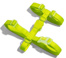 Cargar imagen en el visor de la galería, "Arnés para perros Zee.Dog NeoPro Lime talla L diseño en H color verde neón impermeable y fácil de lavar con tecnología de caucho - La Mascotería de Andrea",
