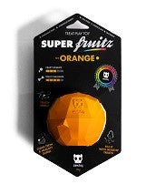 Cargar imagen en el visor de la galería, "Juguete para perro Zee.Dog Super Orange, naranja de caucho natural resistente para perros masticadores, juguete rellenable de premios con textura para limpieza dental - La Mascotería de Andrea"
