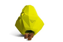 Cargar imagen en el visor de la galería, "Juguete para perro Zee.Dog Super Pear, pera de caucho natural ultra resistente para masticadores fuertes, juguete dispensador de premios con rebote irregular - La Mascotería de Andrea"
