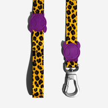Cargar imagen en el visor de la galería, "Correa para perros Zee.Dog Honey talla S color amarillo de poliéster ultra suave con mosquetón de seguridad de acero ligero - La Mascotería de Andrea"
