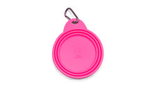 Cargar imagen en el visor de la galería, "Plato plegable para perros y gatos Zee.Dog Go Bowl Pink talla S color rosado de silicona compacta de grado alimenticio para paseos cortos - La Mascotería de Andrea"
